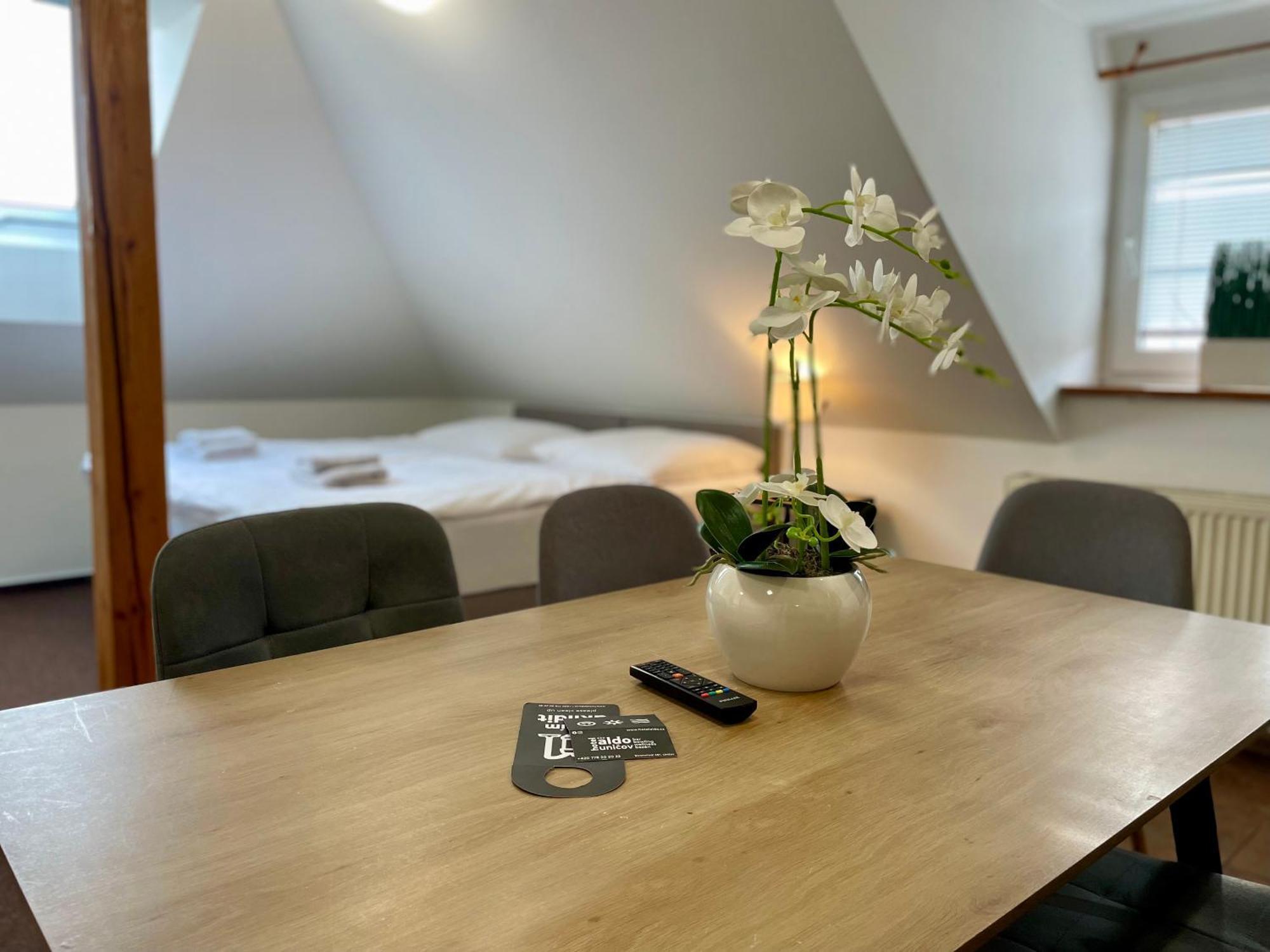 Hotel Aldo Uničov Kültér fotó