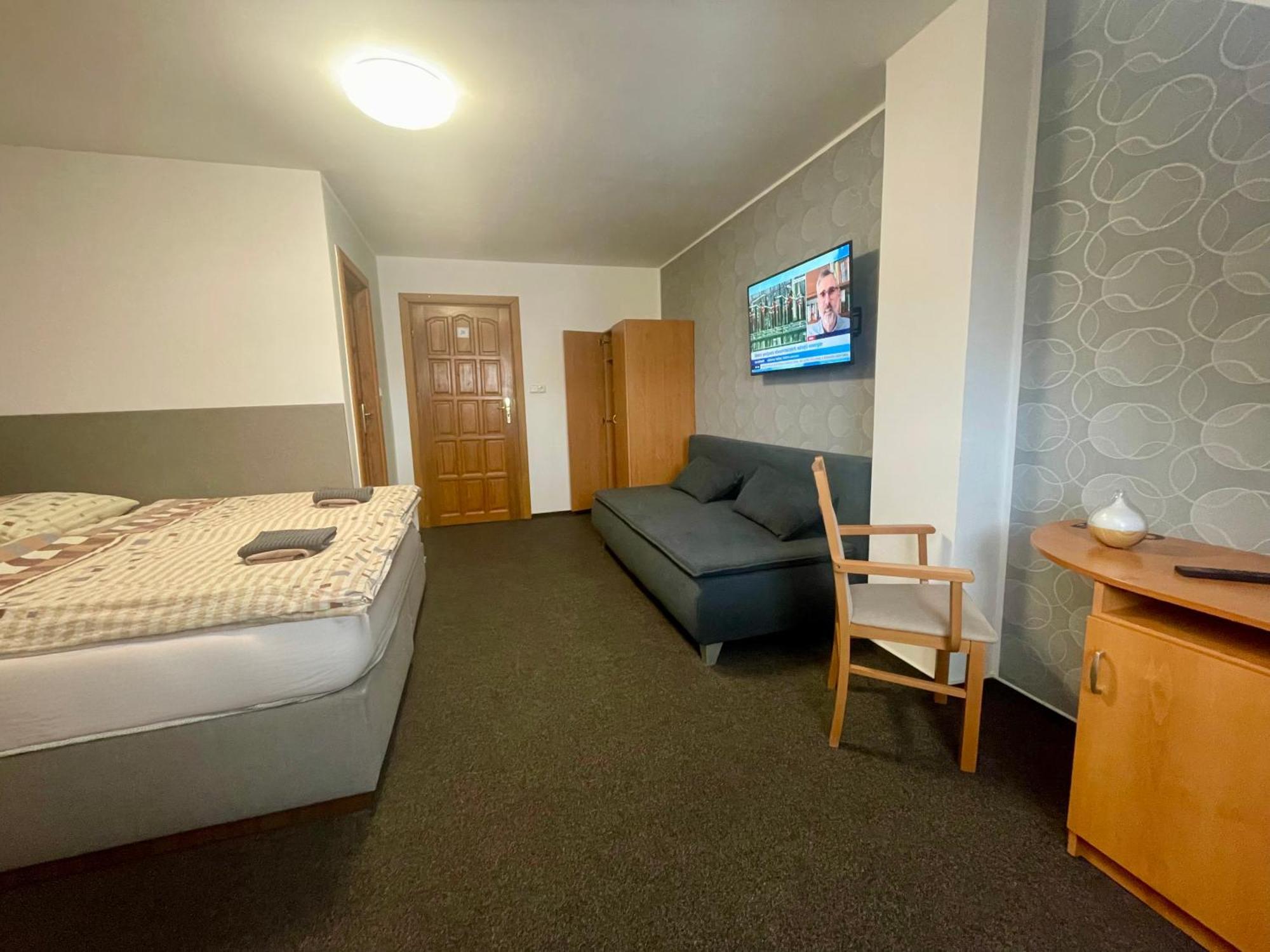Hotel Aldo Uničov Kültér fotó